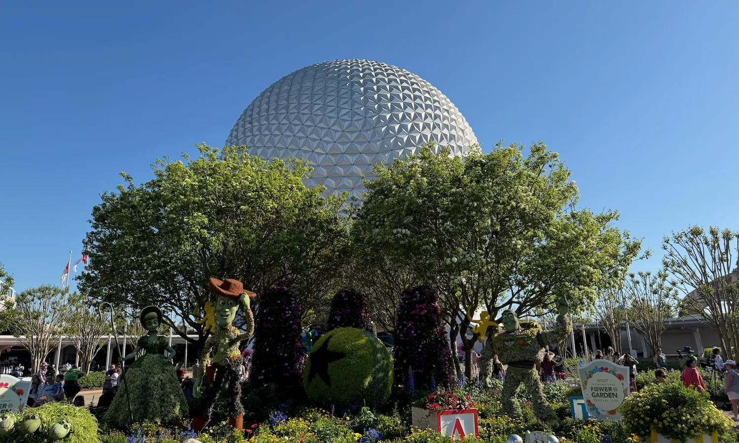 Cover image for A lovely day at Epcot